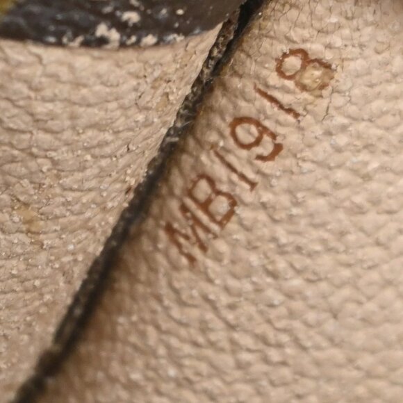 LOUIS VUITTON Poche Toilette 15 Clutch Pouch Bag Monogram Leather M47546 68KB329 - Picture 6 of 13